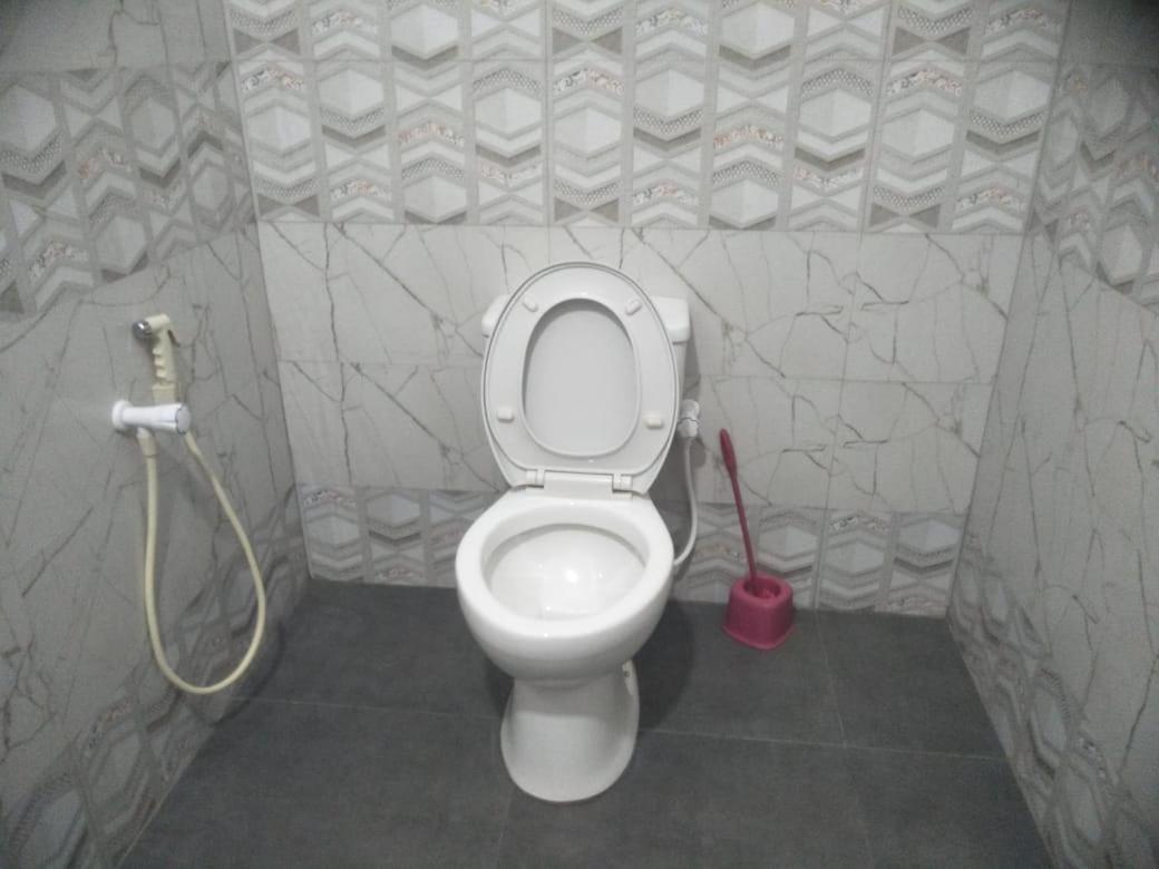 P&B Guest Villa Анурадхапура Екстериор снимка